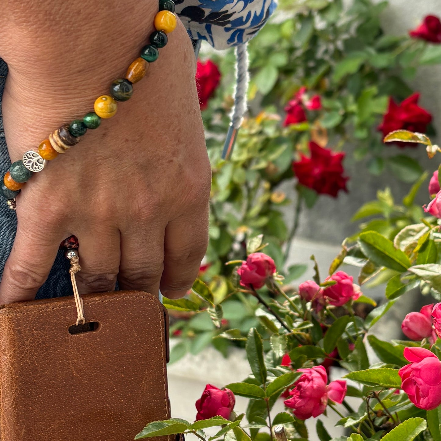 Bijou de portable "Racine Nomade"